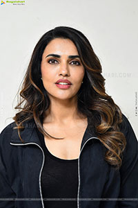 Akshara Gowda at Magallu Zindhabadh Title Launch Event
