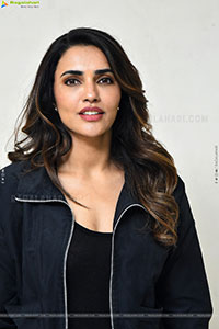 Akshara Gowda at Magallu Zindhabadh Title Launch Event