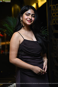 Nakshatra stills at Thella Kaagitham Pre Release Event