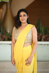 Nivetha Pethuraj at Aadarsha Kutumbam Movie Song Launch 