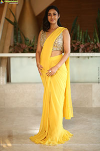 Nivetha Pethuraj at Aadarsha Kutumbam Movie Song Launch 