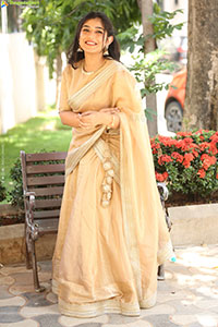 Ramika Shivu at Premane Oorilo Song Launch Event, HD Gallery
