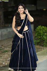 Rashi Singh at Ramba Oorvasi Menaka Prerelease Event