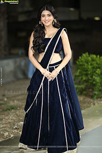 Rashi Singh at Ramba Oorvasi Menaka Prerelease Event