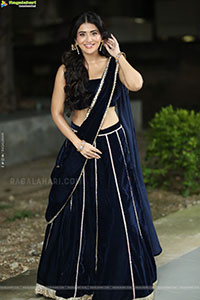 Rashi Singh at Ramba Oorvasi Menaka Prerelease Event