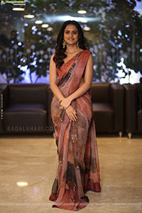 Vaishnavi Chaitanya Glam Photoshoot Stills, HD Gallery 