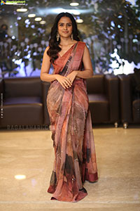 Vaishnavi Chaitanya Glam Photoshoot Stills, HD Gallery 