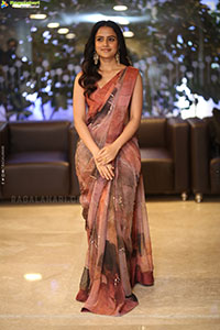 Vaishnavi Chaitanya Glam Photoshoot Stills, HD Gallery 