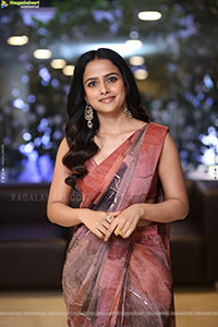 Vaishnavi Chaitanya Glam Photoshoot Stills, HD Gallery 