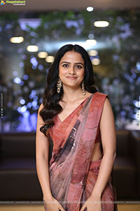 Vaishnavi Chaitanya Glam Photoshoot Stills, HD Gallery 