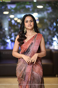 Vaishnavi Chaitanya Glam Photoshoot Stills, HD Gallery 