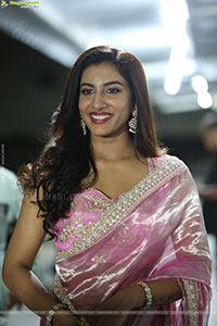 Vishnu Priya at Ramba Oorvashi Menaka Pre Release Event