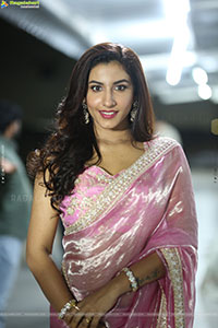 Vishnu Priya at Ramba Oorvashi Menaka Pre Release Event