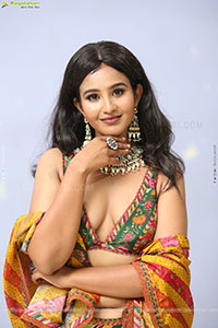 Yashna Muthuluri at Impure Movie Pre Release Event