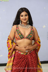 Yashna Muthuluri at Impure Movie Pre Release Event