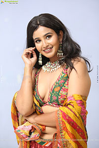 Yashna Muthuluri at Impure Movie Pre Release Event