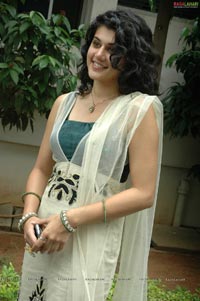 Taapsee