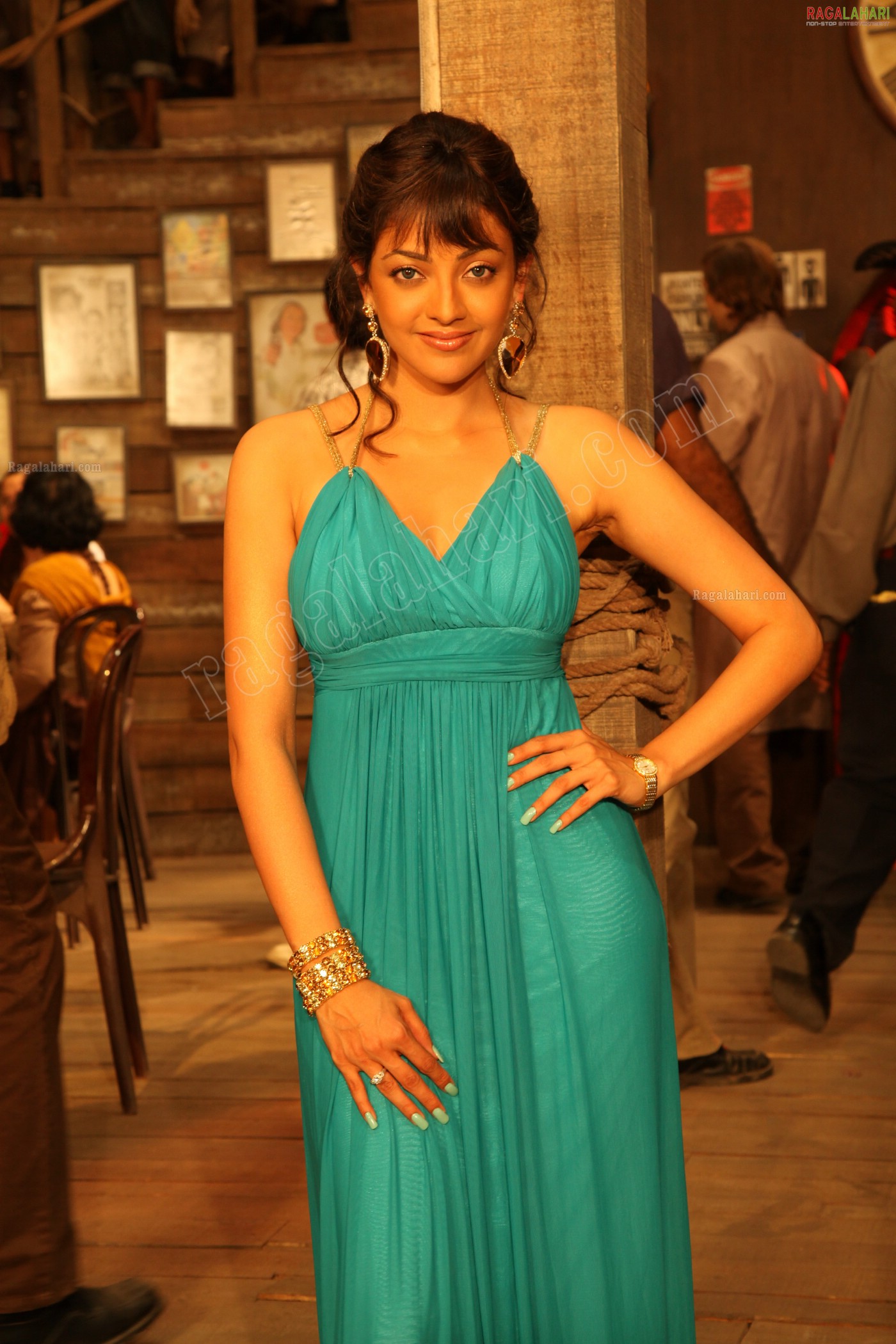 Kajal Aggarwal in Pretty Violet Frock in Dhada Movie HD Gallery, Images