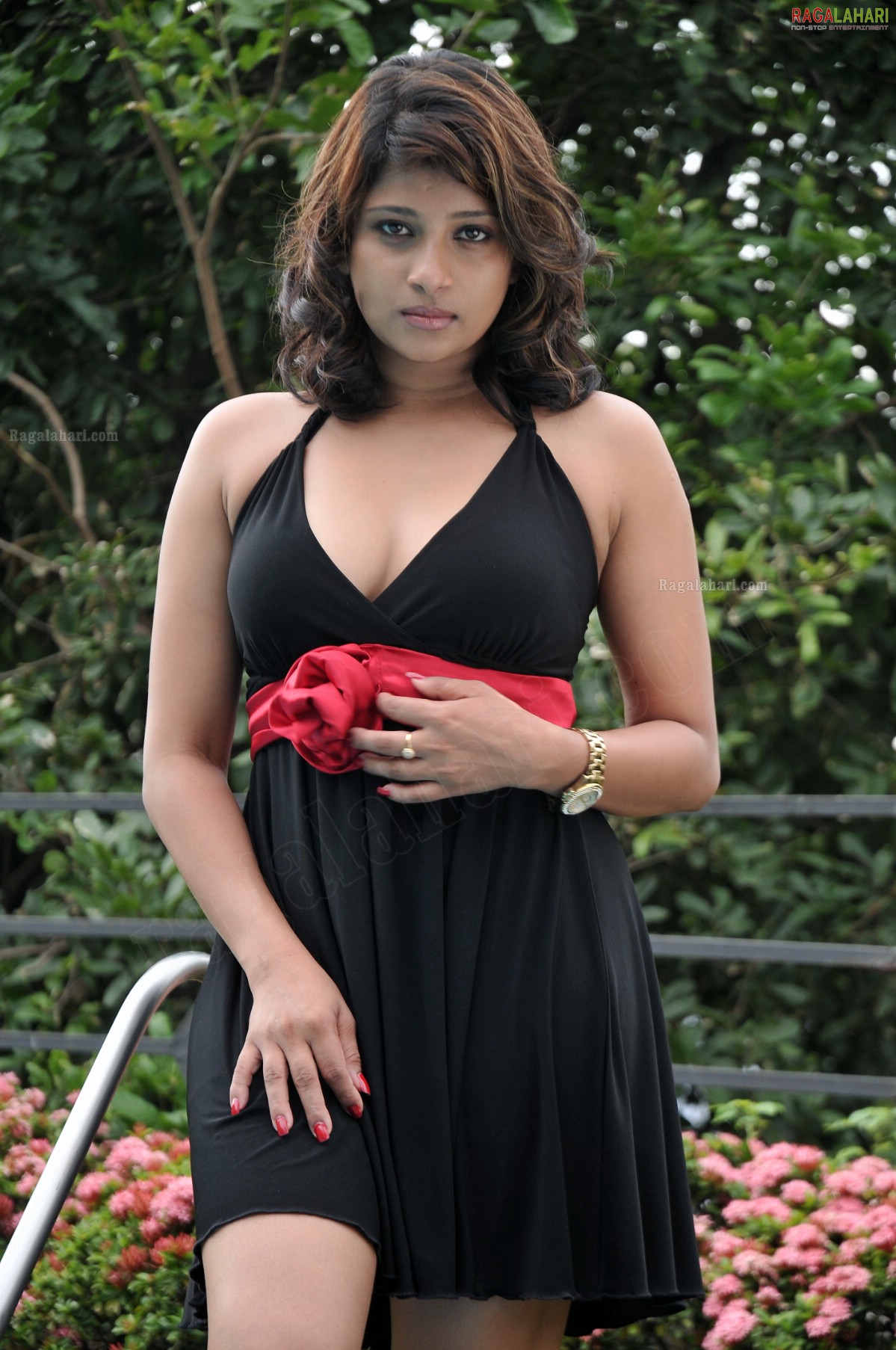 Nadeesha Hemamali (Hi-Res)