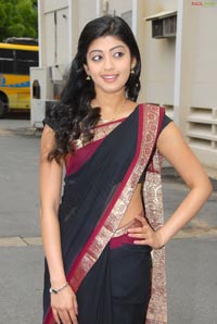 Pranitha at Shakuni Logo Launch