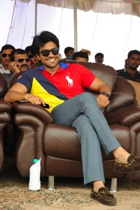 Ram Charan Tej Riding Horse