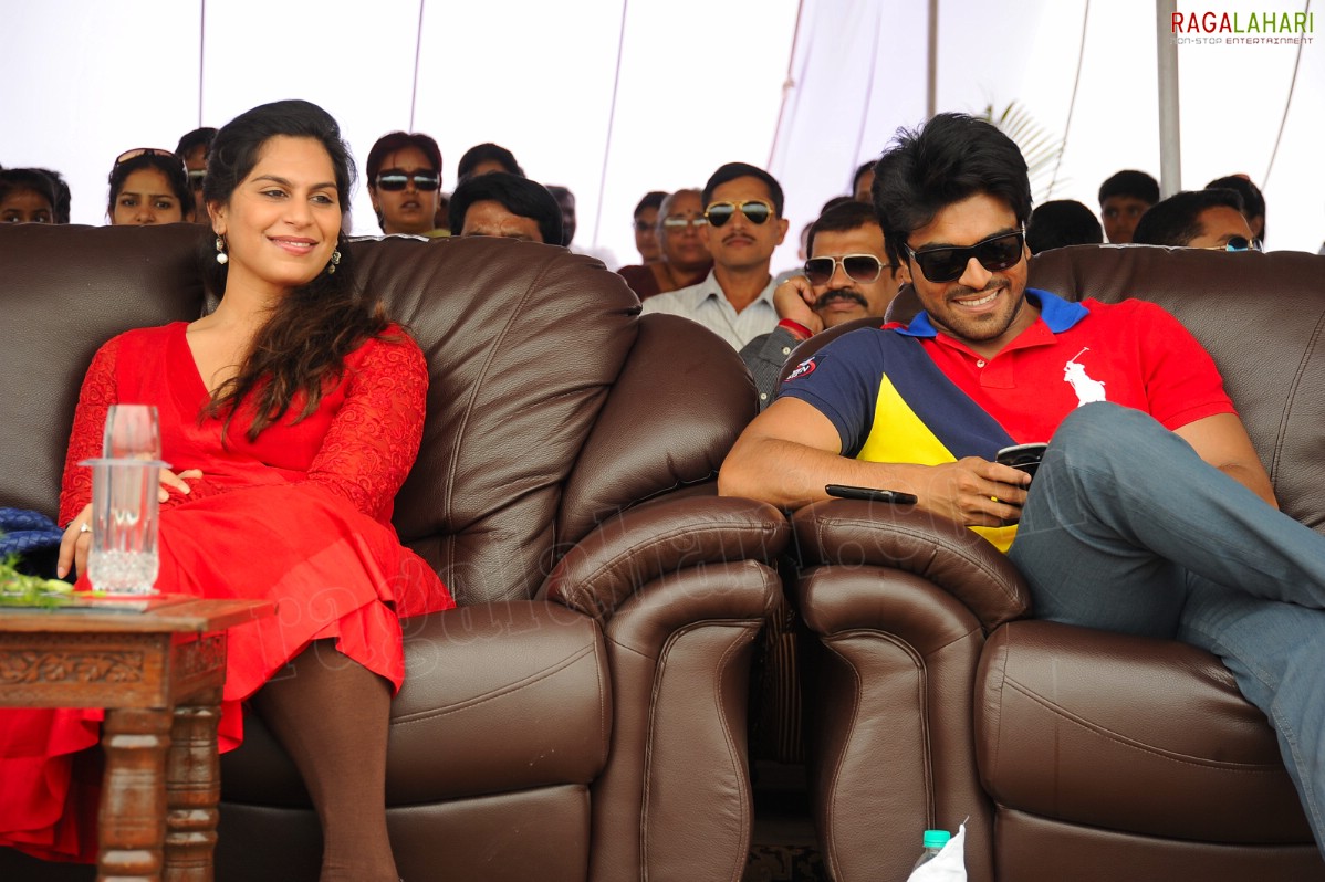 Ram Charan Tej- Upasana Kamineni (Hi-Res)