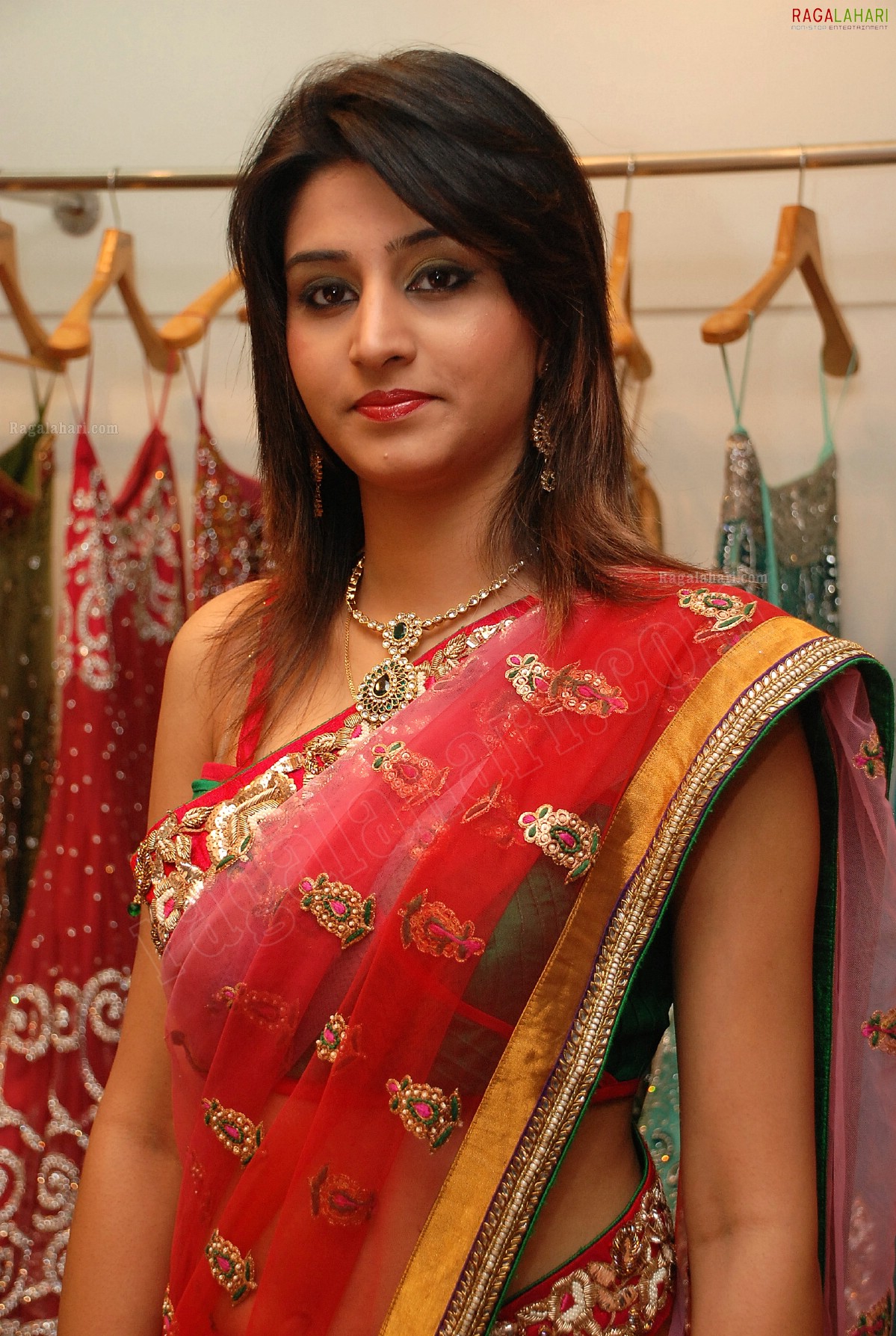 Shamili (Hi-Res)