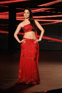 Tamanna at Blenders Pride Fashion Tour 2011