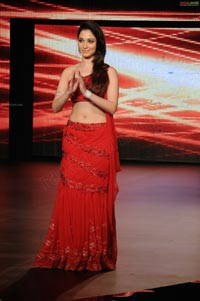 Tamanna at Blenders Pride Fashion Tour 2011