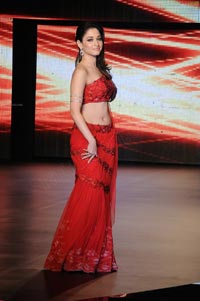 Tamanna at Blenders Pride Fashion Tour 2011