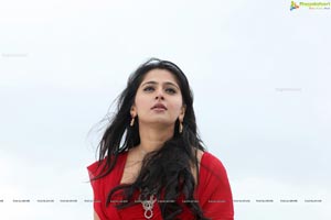 Anushka Shetty Siva Thandavam