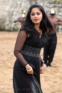 Anushka Shetty Siva Thandavam