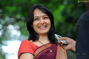 Beautiful Amala Akkineni High Definition