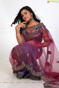 Beautiful Indian Women in Saree
