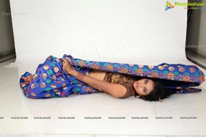 Indian Female Model Saree Photos