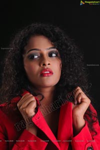 Model Sonia Ragalahari Photos