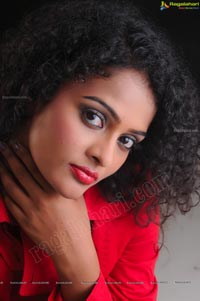 Model Sonia Ragalahari Photos