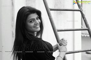 Tashu Kaushik Black and White Photos