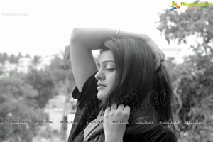 Tashu Kaushik Black and White Photos