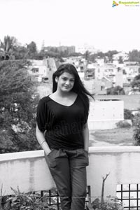 Tashu Kaushik Black and White Photos