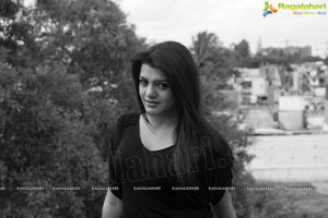 Tashu Kaushik Black and White Photos