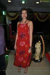 Hamsa Nandini Sleeveless Dress