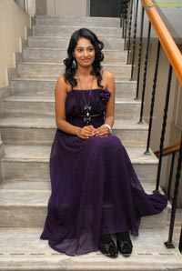 Heroine Hemanthini Photos