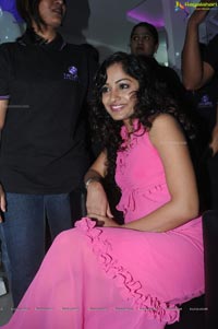 Madhavi Latha @ Naturals Tolichowki