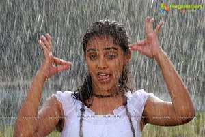 Nithya Menen Vellathooval