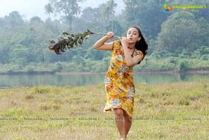 Nithya Menen Vellathooval