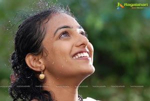 Nithya Menen Vellathooval