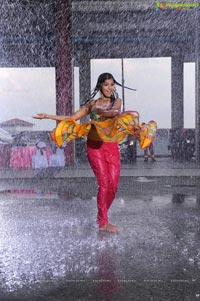 Remya Nambeesan Rain Dance