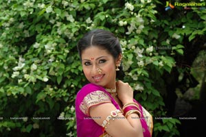 Sadhaf Mohammed Syed Spicy Photos