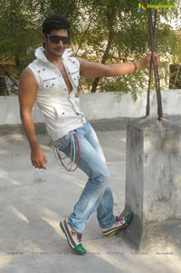 Saikumar Son Aadi